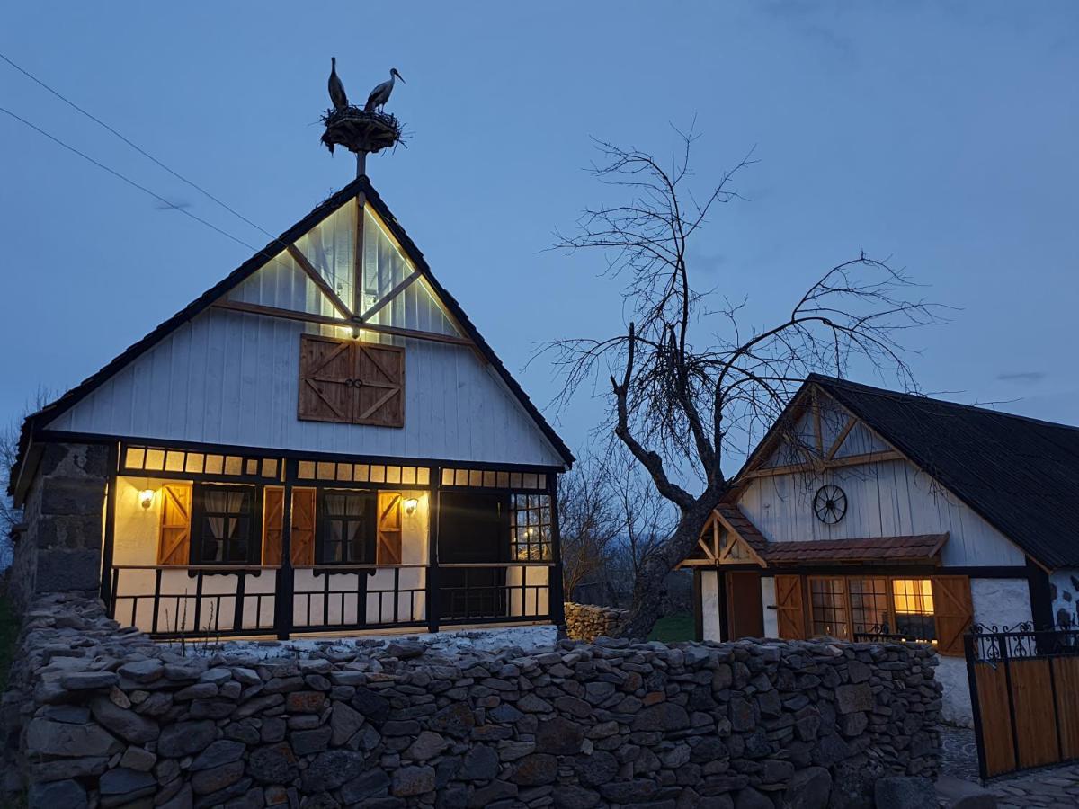 Hnameni Bovadzor Lodge ภายนอก รูปภาพ